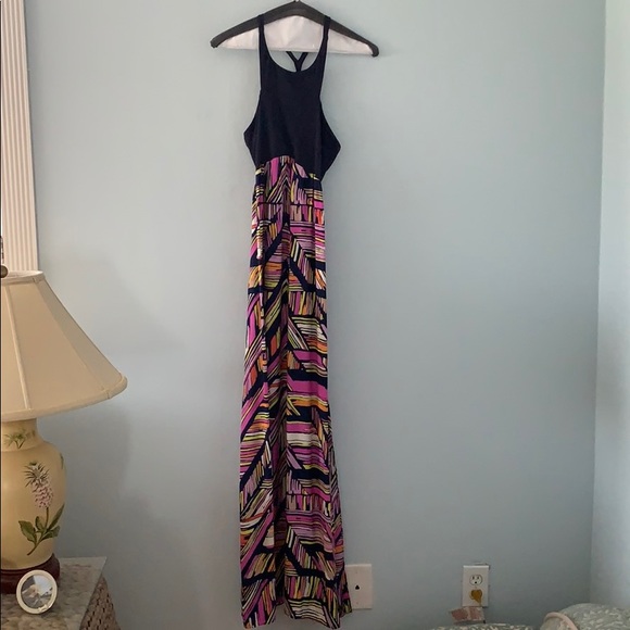 Alice & Trixie Dresses & Skirts - Alice And Trixie Nia Print Cutaway Maxi Dress